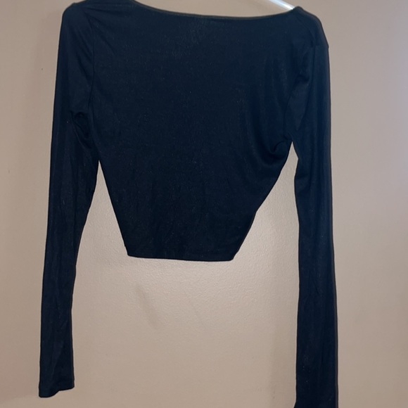 Sunday Best Crop top - Picture 3 of 5